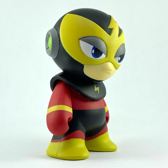 kidrobot Capcom Megaman Elec Man vinyl figure 3” 2015 Mini Series ElectMan Robot - Picture 6 of 13